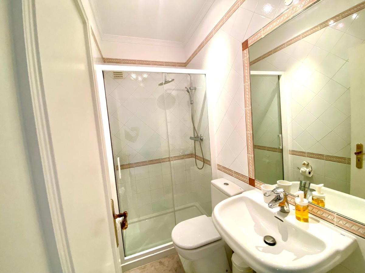 Vilamoura Central 2 Bedroom Apartment Екстер'єр фото